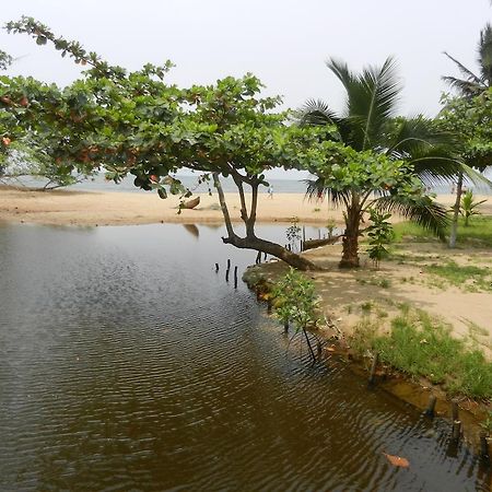 Hotel Tara Plage Kribi Exteriér fotografie